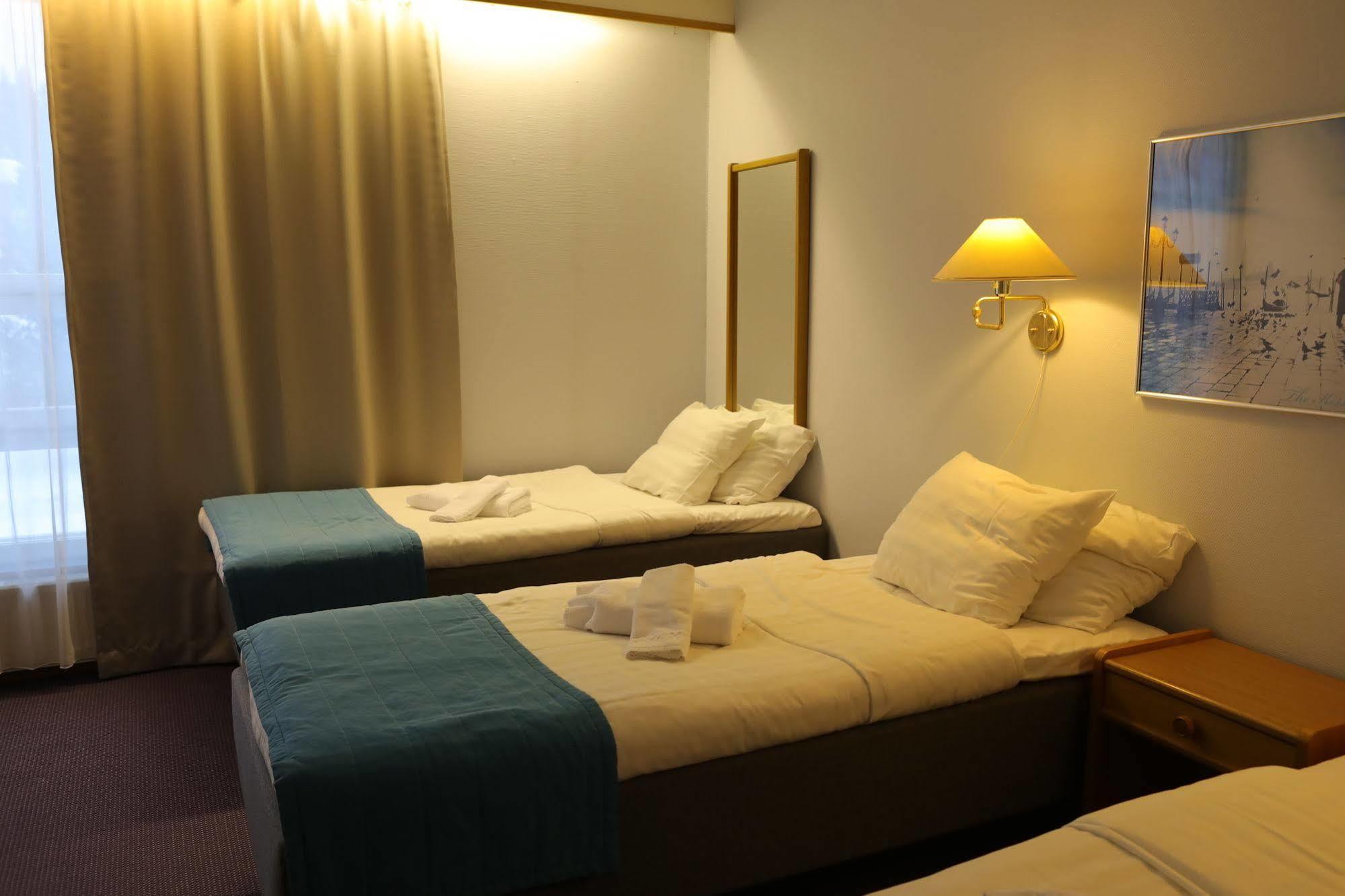 Hotel Nukkumatti Kokkola  Bagian luar foto