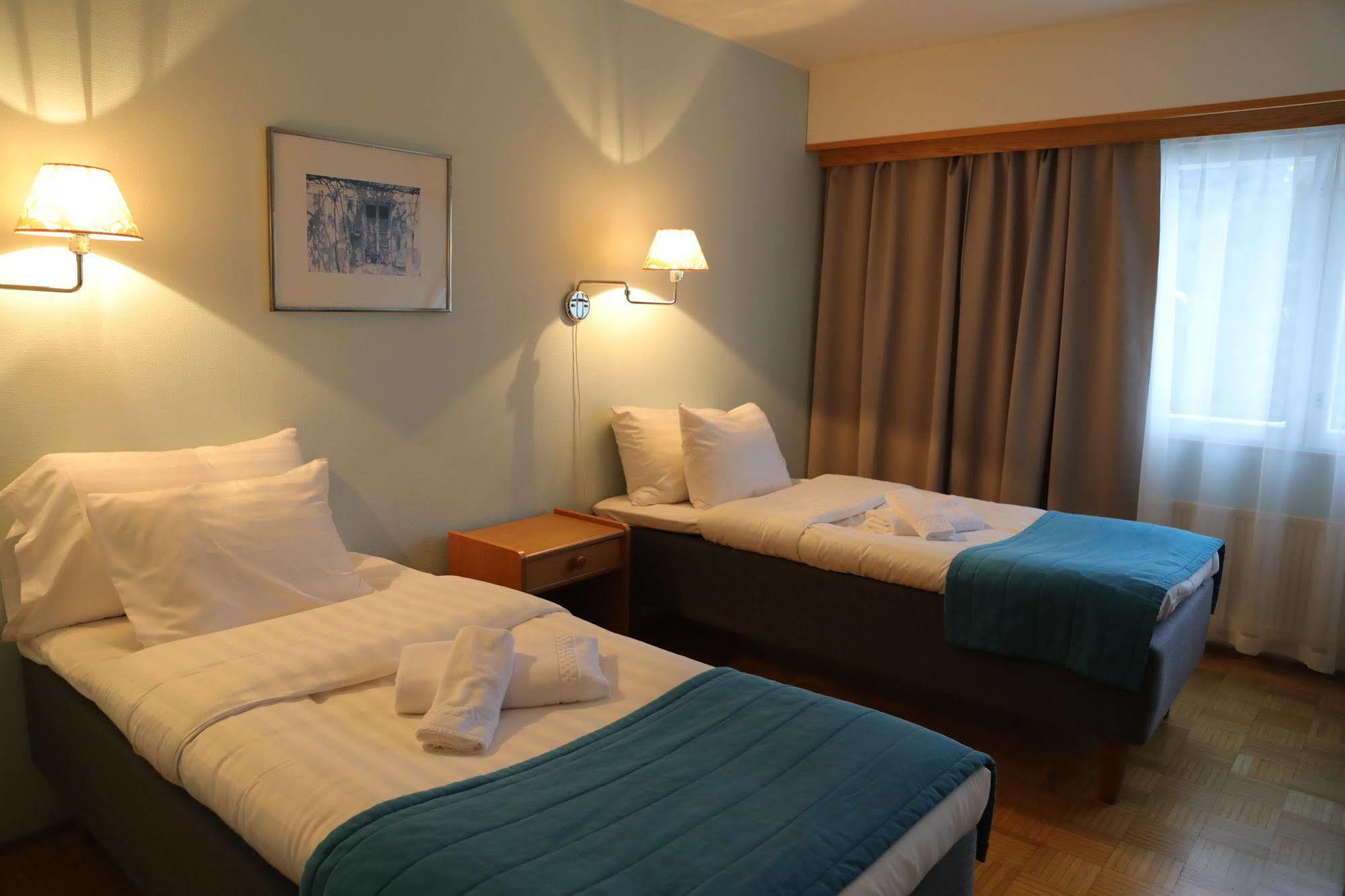 Hotel Nukkumatti Kokkola  Bagian luar foto