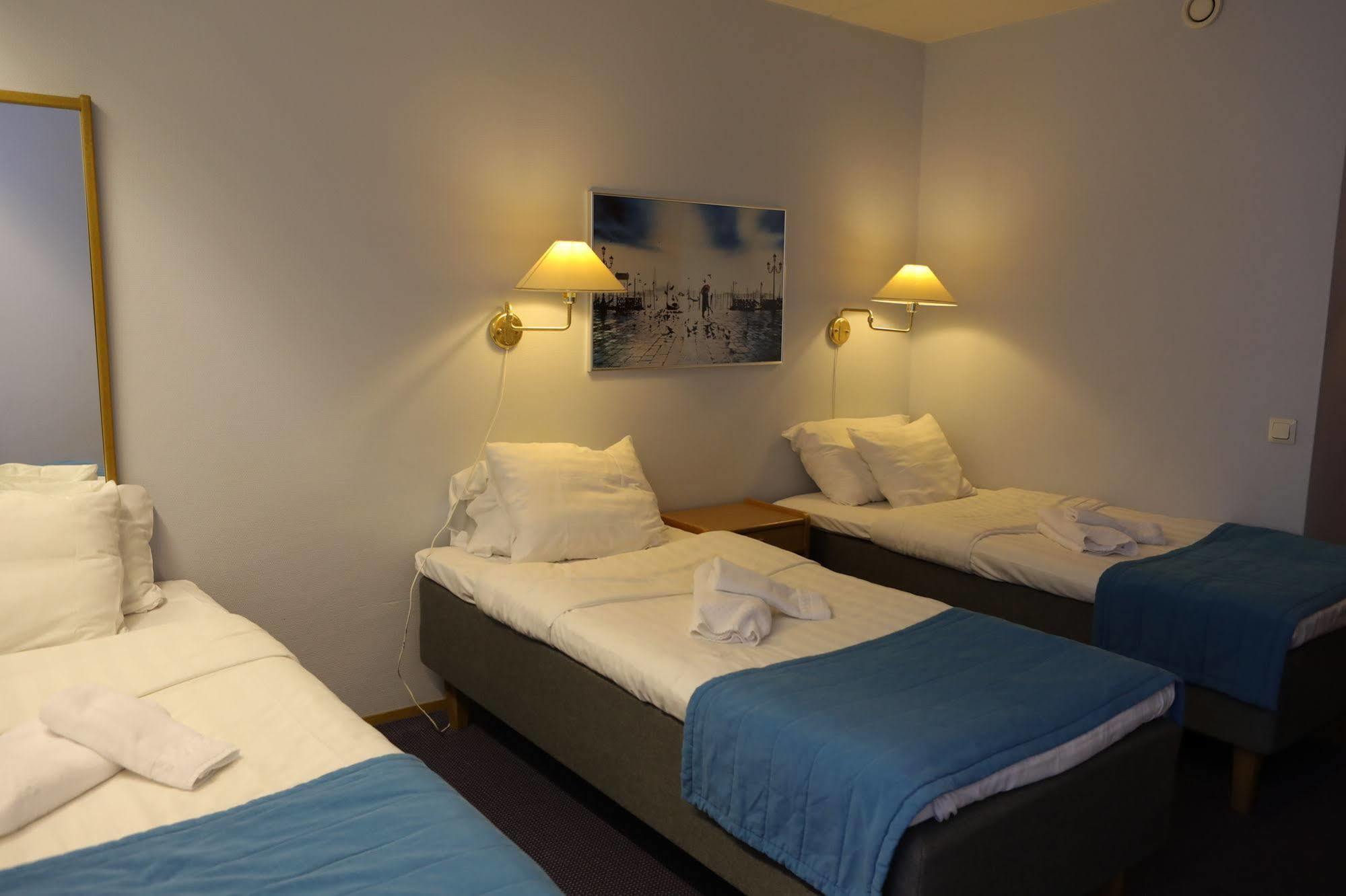 Hotel Nukkumatti Kokkola  Bagian luar foto