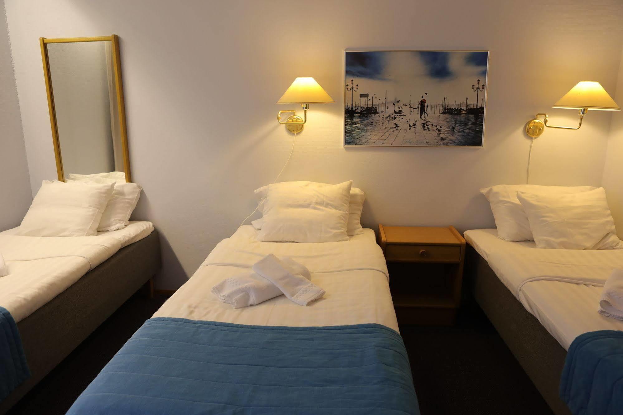 Hotel Nukkumatti Kokkola  Bagian luar foto