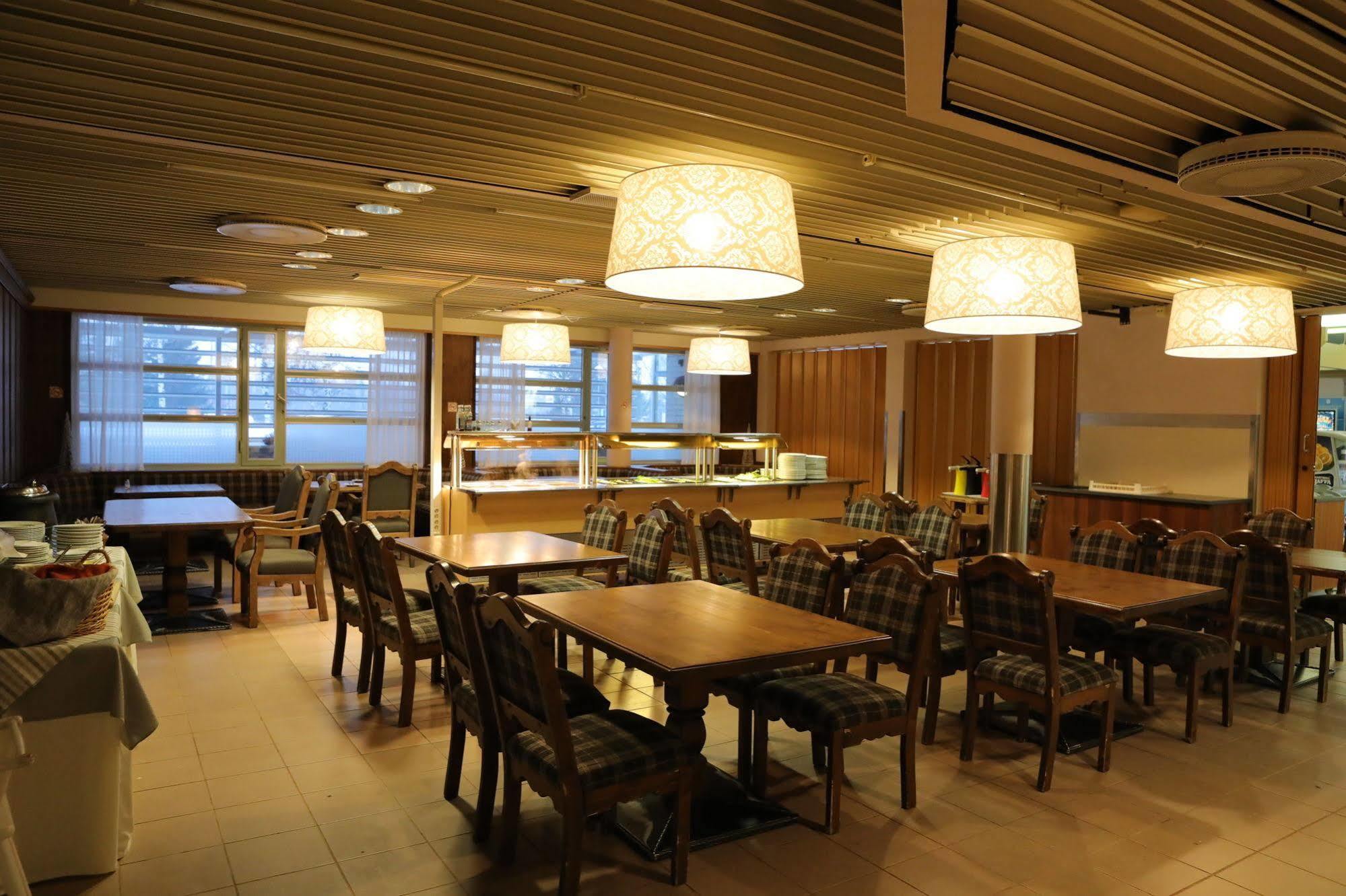 Hotel Nukkumatti Kokkola  Bagian luar foto